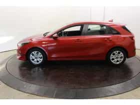 Kia Ceed (2023) thumbnail 10