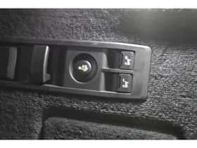 BMW iX (2022) thumbnail 19