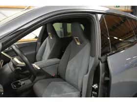BMW iX (2022) thumbnail 3