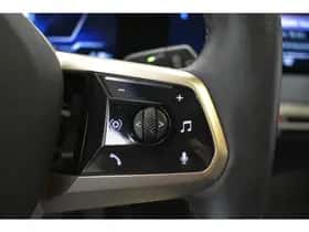 BMW iX (2022) thumbnail 28
