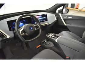 BMW iX (2022) thumbnail 4