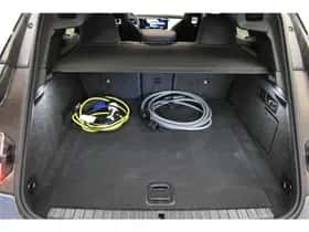 BMW iX (2022) thumbnail 32
