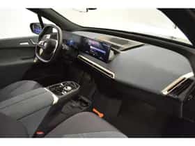 BMW iX (2022) thumbnail 40
