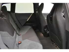BMW iX (2022) thumbnail 42