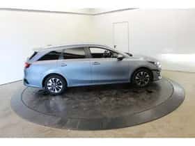 Kia Ceed (2021) thumbnail 15