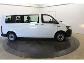 Volkswagen Transporter (2018) thumbnail 6
