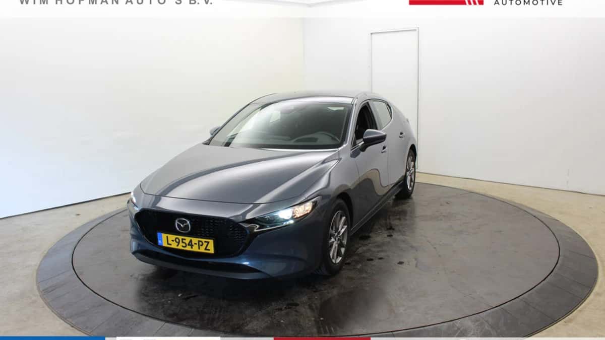 Mazda 3 — foto 1