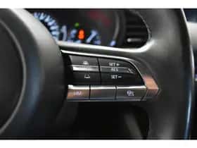 Mazda 3 thumbnail 25