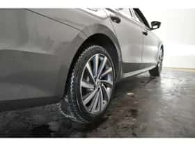 Škoda Octavia (2022) thumbnail 9