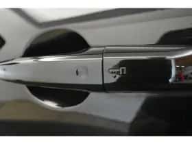 Land Rover Discovery Sport (2022) thumbnail 12