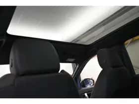 Land Rover Discovery Sport (2022) thumbnail 3