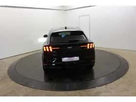 Ford Mustang Mach-E (2022) thumbnail 13