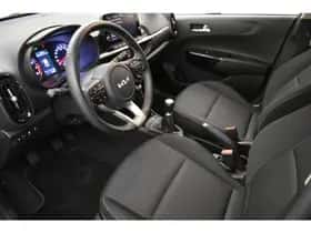 Kia Picanto (2023) thumbnail 6