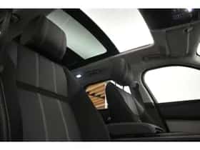 Land Rover Range Rover Velar (2022) thumbnail 3