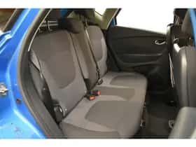 Renault Captur (2015) thumbnail 17