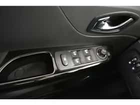 Renault Captur (2015) thumbnail 24