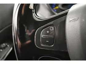 Renault Captur (2015) thumbnail 5