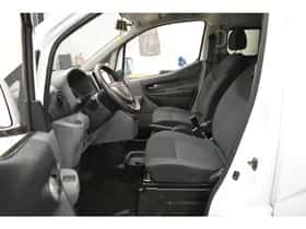 Nissan E-NV200 (2018) thumbnail 26