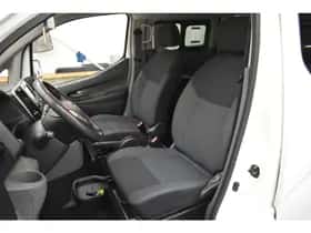 Nissan E-NV200 (2018) thumbnail 27