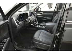 Kia Sorento (2021) thumbnail 2