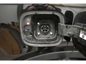 Kia Sorento (2021) thumbnail 24