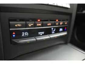 Mercedes-Benz E-Klasse (2013) thumbnail 25