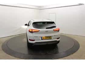 Hyundai Tucson (2017) thumbnail 16