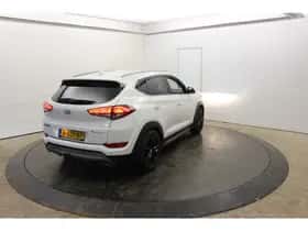 Hyundai Tucson (2017) thumbnail 17