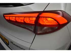 Hyundai Tucson (2017) thumbnail 37