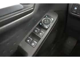 Ford Kuga (2020) thumbnail 35
