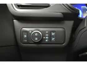 Ford Kuga (2020) thumbnail 36