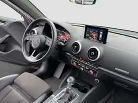 Audi A3 (2019) thumbnail 2