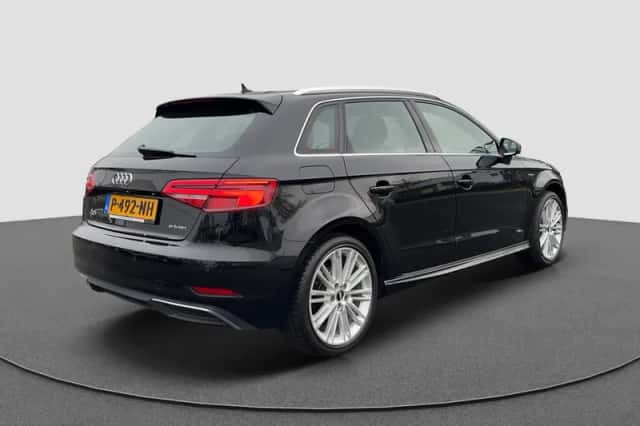Audi A3 (2019) thumbnail 5