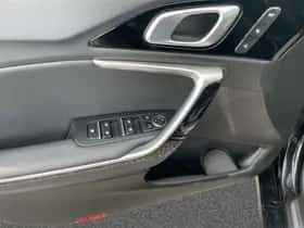 Kia Ceed Sportswagon (2021) thumbnail 13