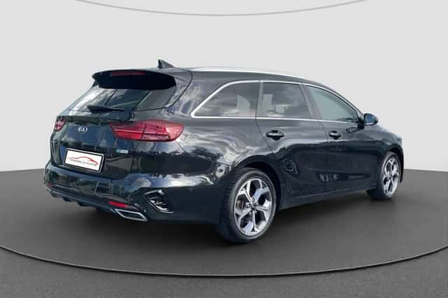 Kia Ceed Sportswagon (2021) thumbnail 3