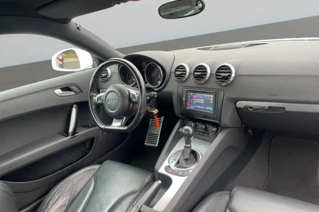 Audi TT (2008) thumbnail 2