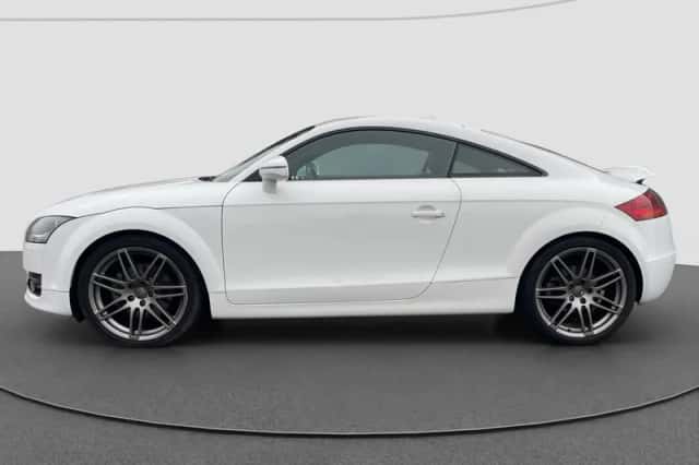 Audi TT (2008) thumbnail 4