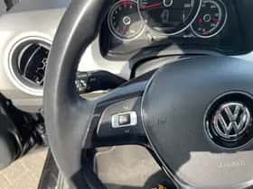 Volkswagen Up! (2019) thumbnail 10