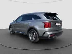 Kia Sorento (2021) thumbnail 4