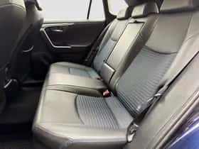 Toyota RAV4 (2024) thumbnail 13