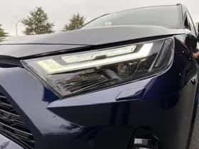 Toyota RAV4 (2024) thumbnail 16