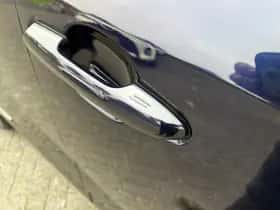 Toyota RAV4 (2024) thumbnail 17