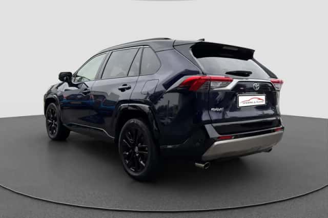 Toyota RAV4 (2024) thumbnail 6