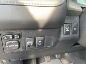 Toyota RAV4 (2015) thumbnail 19