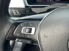 Volkswagen Passat (2016) thumbnail 14