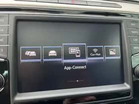 Volkswagen Passat (2016) thumbnail 18