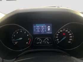 Ford Focus (2012) thumbnail 9