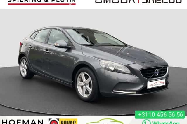 Volvo V40 (2012) thumbnail 1