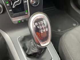Volvo V40 (2012) thumbnail 18