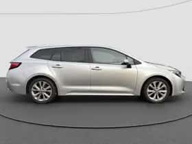 Toyota Corolla (2022) thumbnail 5